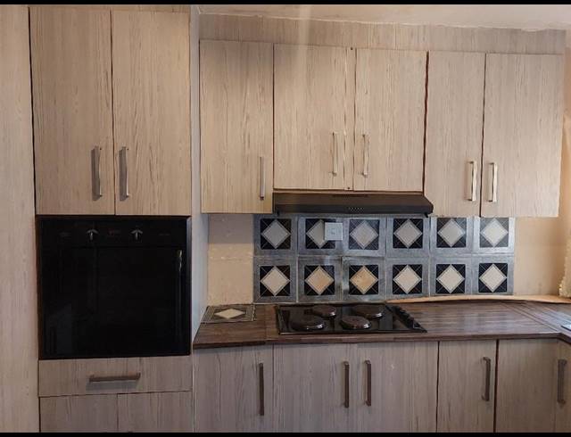 3 BEDROOM HOUSE FOR SALE IN SILUMA VIEW